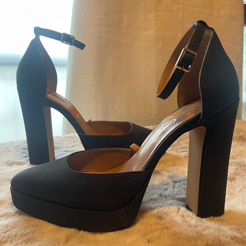 Elegant Black Platform Heels